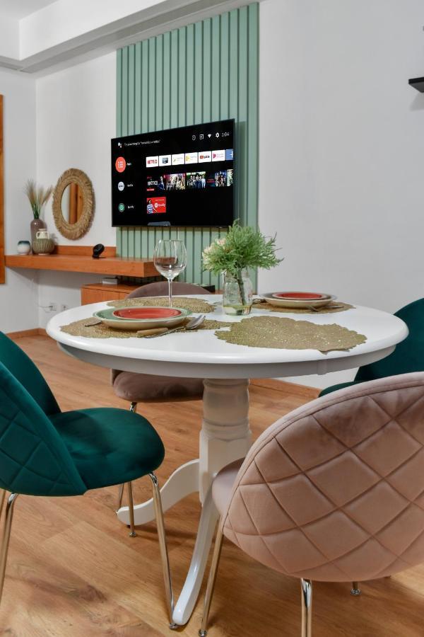 The Flower Clabucet Studio Predeal Exterior foto